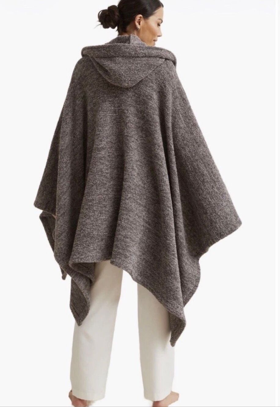Kashwére $245 Hooded Blanket Poncho Silver Fox Pewter Unisex One Size OS NWT - Picture 6 of 7